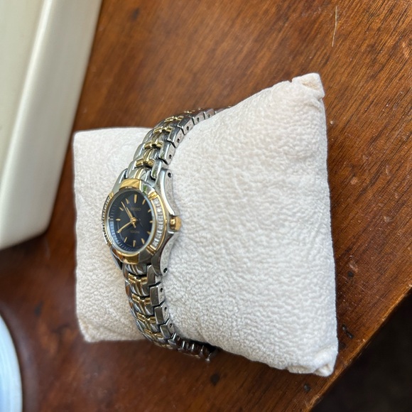 Seiko watch - Ladies with diamonds - Picture 6 of 6